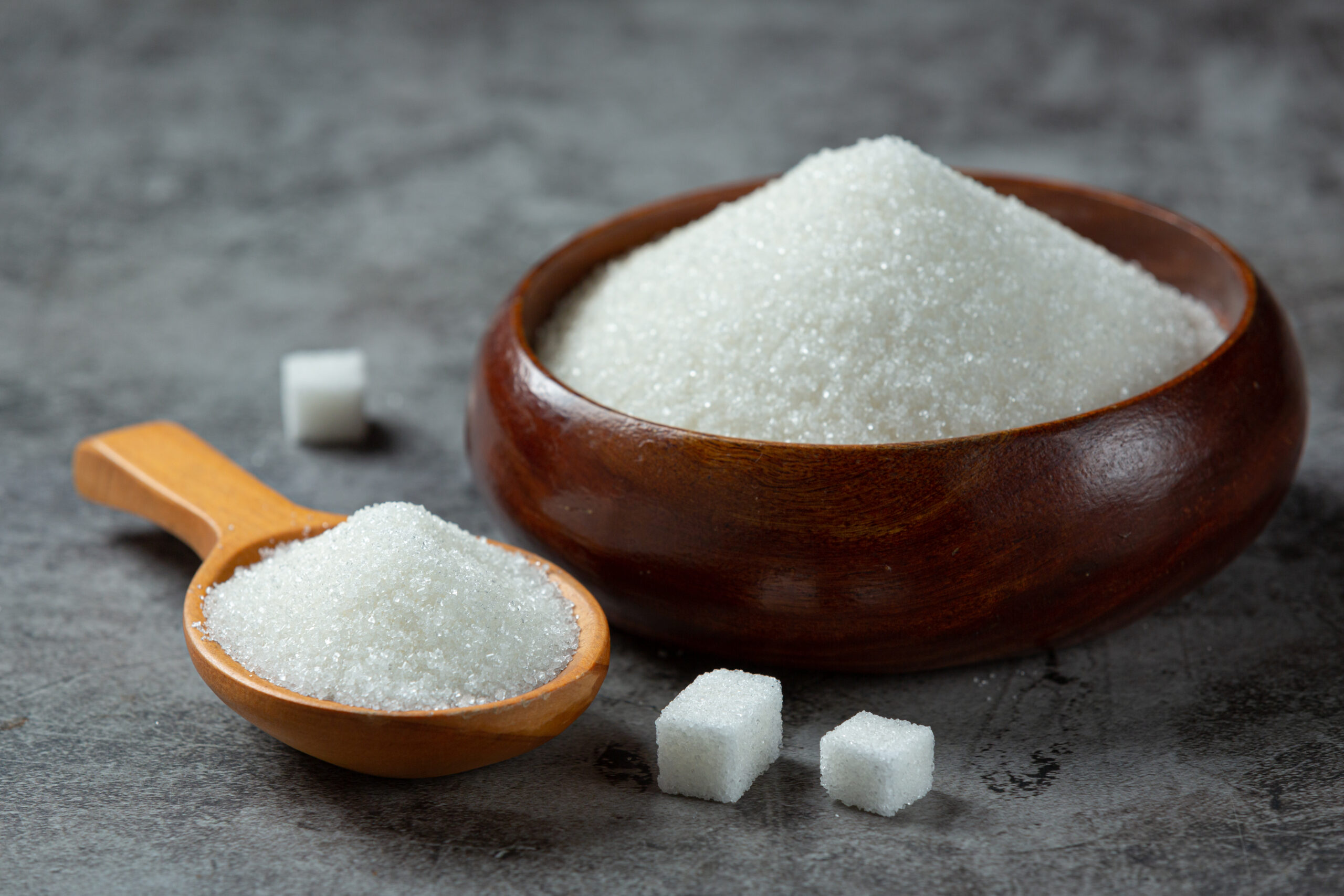 Compreendendo o impacto do açúcar no nosso corpo – o lado doce da força que precisa de moderação!